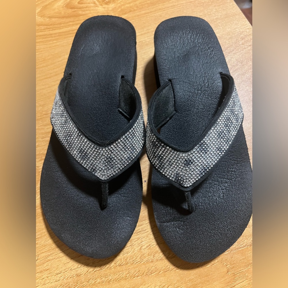 Black summer sandals